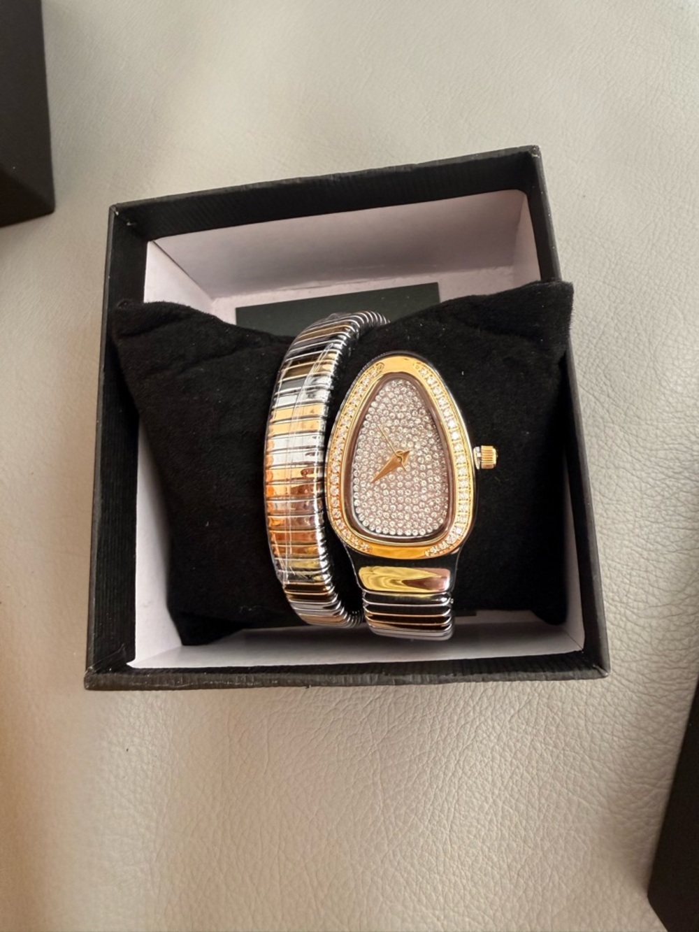 Fashion Jewelry Gold and Silver Crystal Teardrop Watch with Matching Bracelet